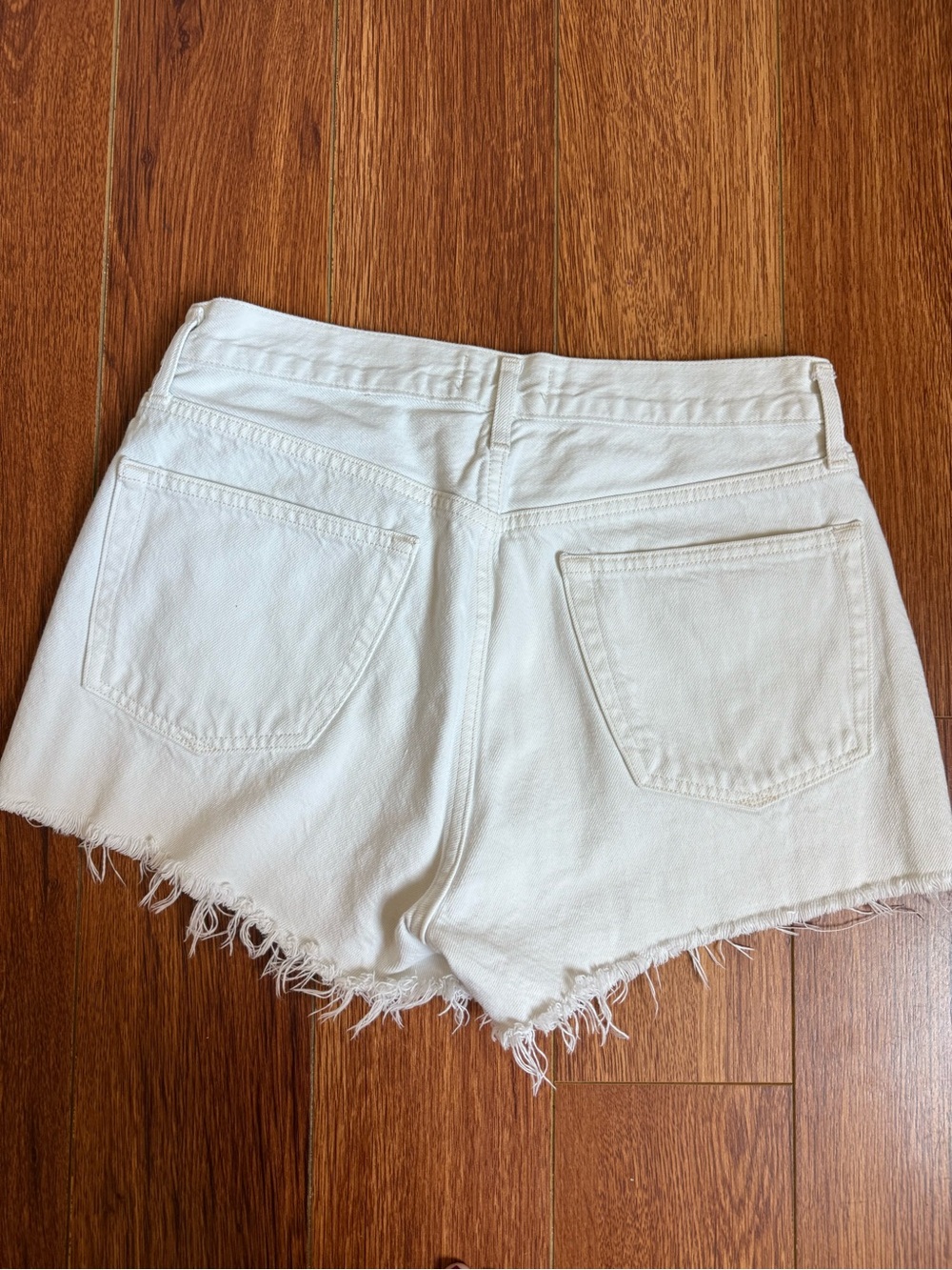 Agolde White Frayed Hem Denim Shorts - Picture 4 of 4